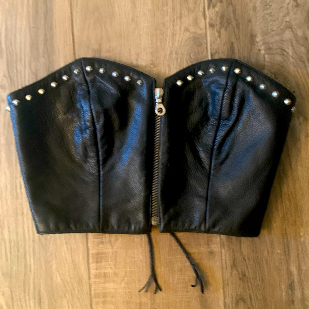 Milwaukee leather back lace up and zipper corset size small